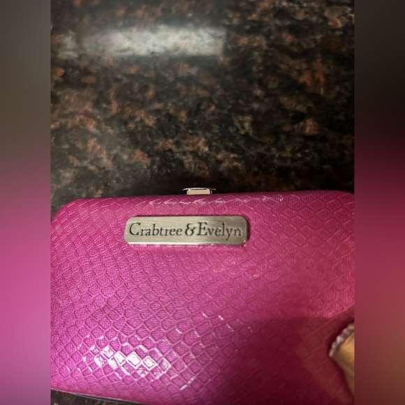 Crabtree & Evelyn Travel Manicure Kit 6-pc Nail Tools File Scissors twee… - Picture 3 of 8